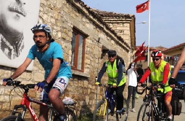 Pedallar Şehitler İçin Çevrildi