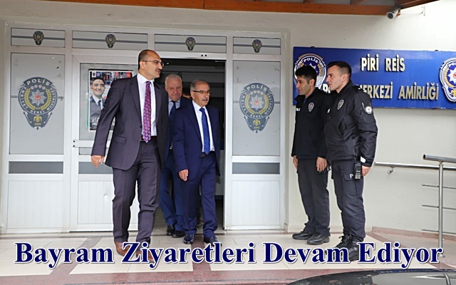 Bayram Ziyaretleri Devam Ediyor