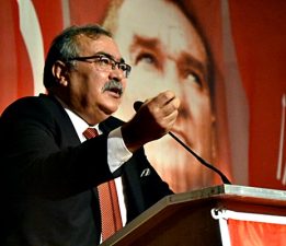 CHP ve AKP Arasında Rezillik Tartışması