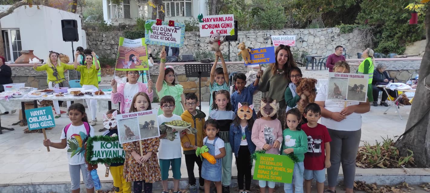 Gelibolu’da Hayvanları Koruma Günü Etkinliği Düzenlendi