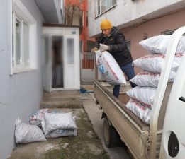 550 Aileye 220 Ton Yakacak Yardımı Yapıldı