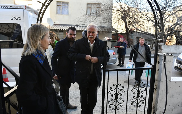 Depremzedeleri Ağırlayan Öğrenci Yurduna Ziyaret