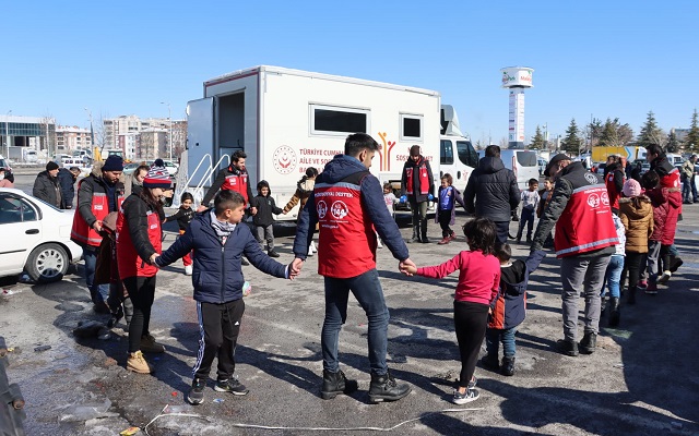 Diyabet Hastası Çocuklara Şeker Ölçüm Cihazı Desteği