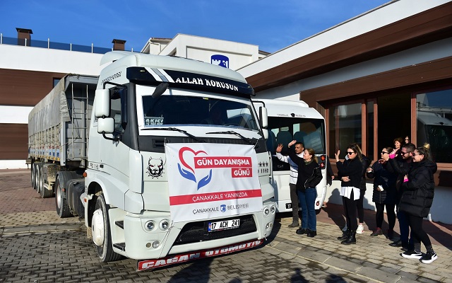 Deprem Bölgesine Soba ve Yakacak Gönderildi