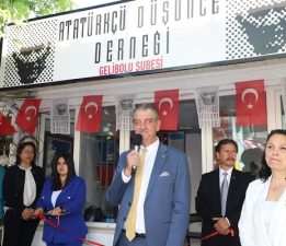 Atatürkçü Düşünce Derneği Yeni Binasına Taşındı