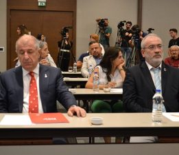 Zafer Partisi CHP Protokolü İle İlgili Sert Tepki