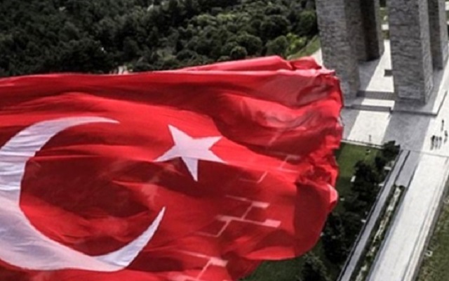 Bayrağını Al Çanakkale’ye Gel