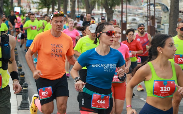 Under Armour Bodrum Yarı Maratonu Yapıldı