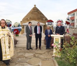 Gelibolu Rus Anıtında Anma Töreni