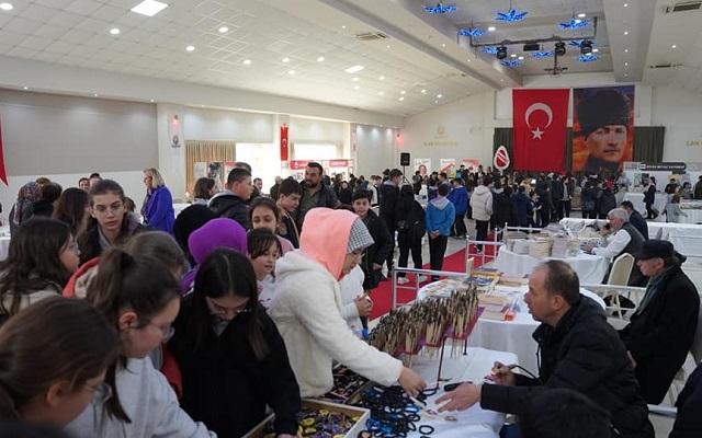 Çan’da Kitap Günleri ve Yazar Buluşmaları Başladı