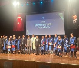 ÇOMÜ’nün EN’leri Ödül Töreni Gerçekleştirildi