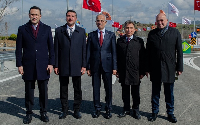 Ulaştırma Bakanı’ndan Gökçeada’ya Müjde