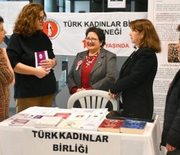 Geçmişten Günümüze Kadın Hareketleri Sempozyumu