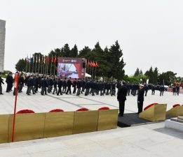 Çanakkale Kara Savaşlarının 109. Yılında Şehitler Anıldı