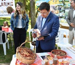 Yerel Tohum Takas Şenliği Yapıldı