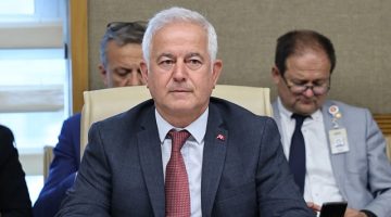 CHP’li Güneşhan: “Okullar AKP’nin Siyasi Propaganda Sahnesi Değildir”