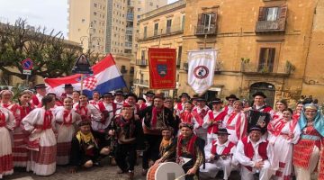 İda Halk Oyunları Topluluğu 77. Mandorlo in Fiore Festivaline Katıldı