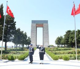 Şehitler Abidesi’nde Tören Düzenlendi