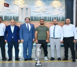 Kırkpınar Finalistinden ÇOMÜ’ye Ziyaret
