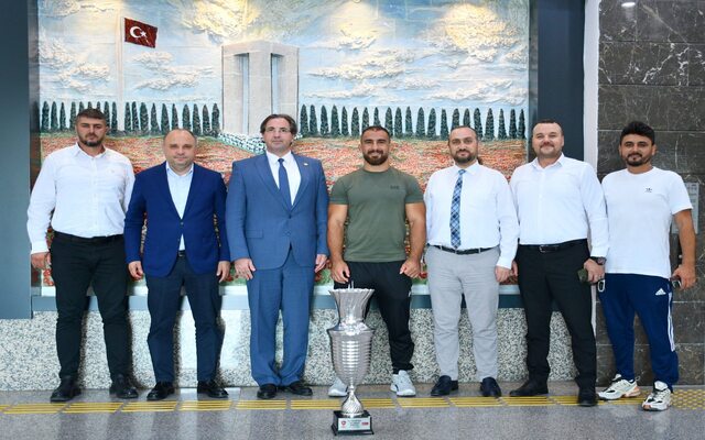 Kırkpınar Finalistinden ÇOMÜ’ye Ziyaret