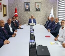 Roman Dernekleri’nden Vali Toraman’a Ziyaret