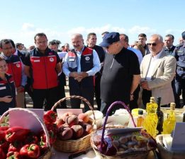 Çanakkale’de Tarla Günü Etkinliği Düzenlendi