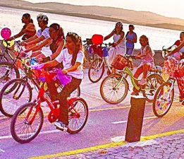 Gelibolu’da Süslü Kızçeler Dördüncü Kez Pedal Çevirdi: