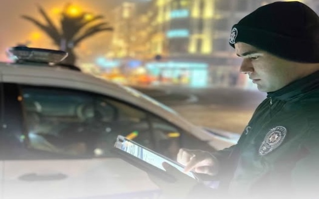Aranan 40 Kişi Çanakkale’de Yakalandı