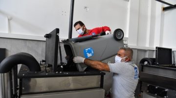 Balık Atıkları Can Dostlara Mama Oluyor