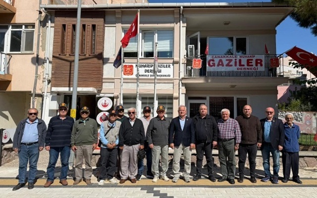 CHP’li Güneşhan “Gazilerimiz ve Şehitlerimize Minnettarız”