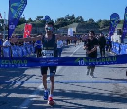Tarihin Kalbinde 10. Uluslararası Gelibolu Maratonu Koşuldu