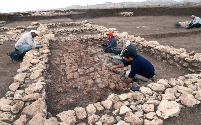 ÇOMÜ 5 Bin Yıllık Deprem İzlerini Ortaya Çıkardı