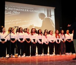 Geleceği Şekillendiren Öğretmenlerin Günü Kutlandı