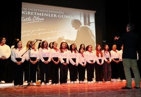 Geleceği Şekillendiren Öğretmenlerin Günü Kutlandı