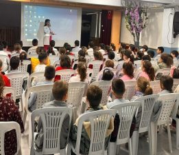 Gelibolu’da Miniklere Sağlık Dersi
