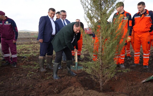 Gümüşçay Belediyesi’nden “Her Fidan, Bir Hatıradır” Etkinliği