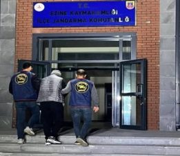 Jandarma 1 Haftada 143 Aranan Şahsı Yakaladı