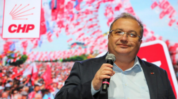 Başkan Gürbüz: “Atatürk’ün Adalete Verdiği Değer Yolumuzu Aydınlatıyor”