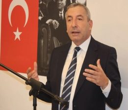 Öztürk “Atatürk’ün Fikirlerini Öldürmeye Kimsenin Gücü Yetmeyecek”