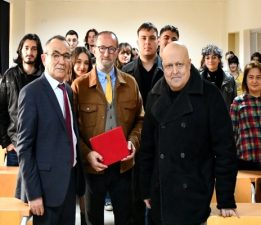 ÇOMÜ’de “Dijital Medyada Yenilikçi Yöntemler” söyleşisi gerçekleştirildi
