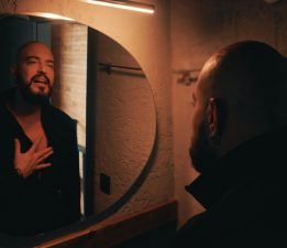 “Olmadık Bir Anda” Gelen Klip!