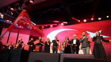 Çanakkale Ruhu Türkülerle Yeniden Canlandı