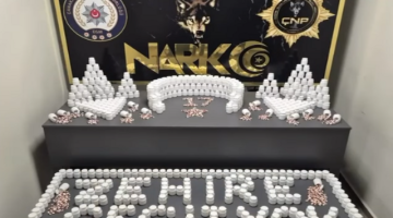 Çanakkale’de Zehir Tacirlerine Büyük Darbe: Binlerce Sentetik Ecza Ele Geçirildi!