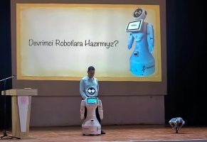 Dijital Gelecek Masaya Yatırıldı: “Devrimci Robotlara Hazır mıyız?”