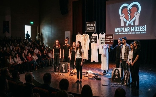 “Ayıplar Müzesi” Oyunu 8 Mart’ta Yeniden Sahneleniyor