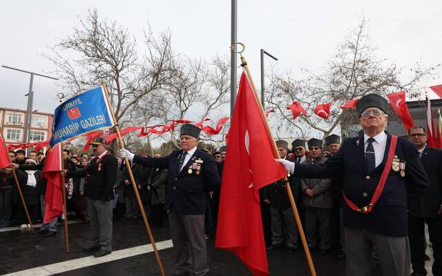 Çanakkale Deniz Zaferi’nin 111. Yılında Altın Madalya Şanlı Bayrağımızda
