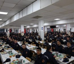 Jandarma Eğitim Merkezi’nde İftar Heyecanı