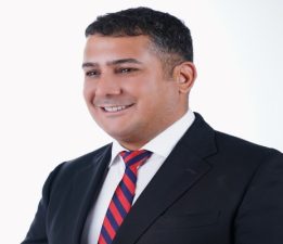 Teoman Mutlu: “Sağlık Çalışanları Toplumun En Değerli Kahramanlarıdır”