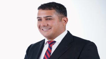 Teoman Mutlu: “Sağlık Çalışanları Toplumun En Değerli Kahramanlarıdır”