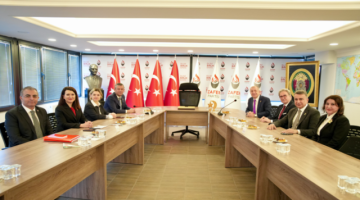 “Ara Seçimi Destekliyoruz, Hodri Meydan!”